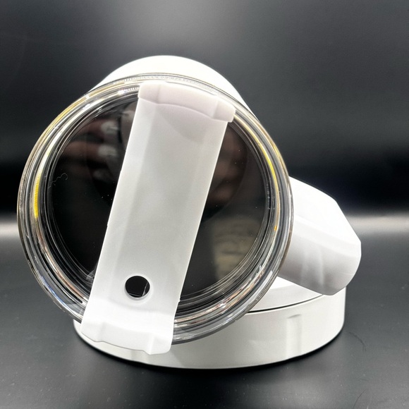 WHITE Travel Mug with Gold Under 40oz - Picture 2 of 4